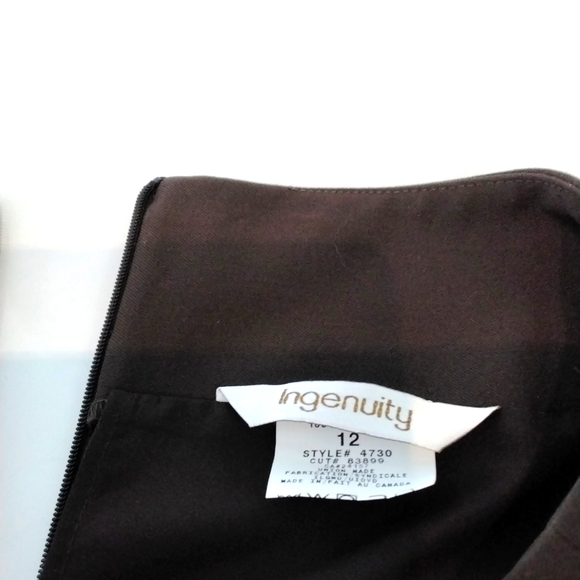 Ladies 2 piece skirt suit, size 12 - Picture 9 of 11